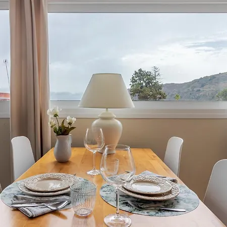 Window Apartment