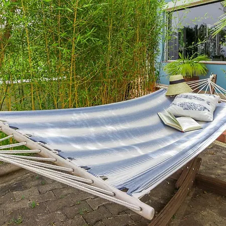 Window Апартаменты Санта-Брихида