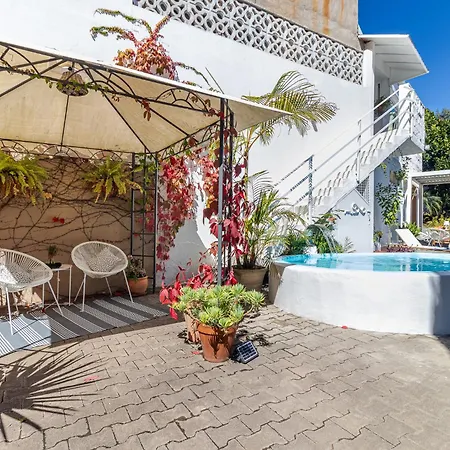 Window Апартаменты Санта-Брихида