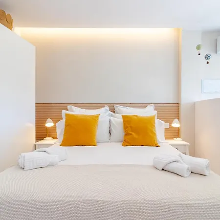 Window Apartment