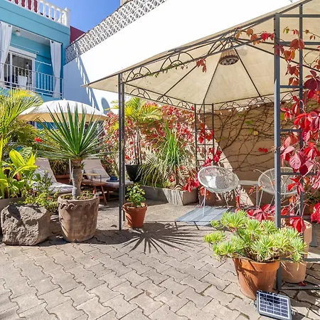 Window Апартаменты *